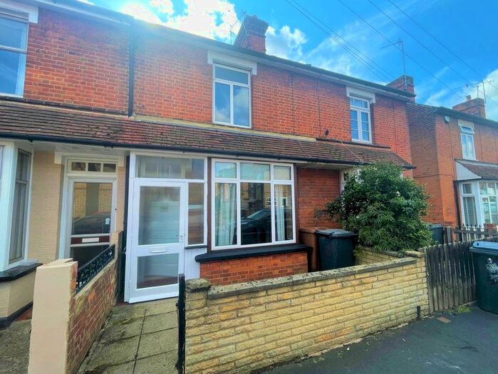 3 Bedroom Property To Rent In Vicarage Road, Ware, SG12