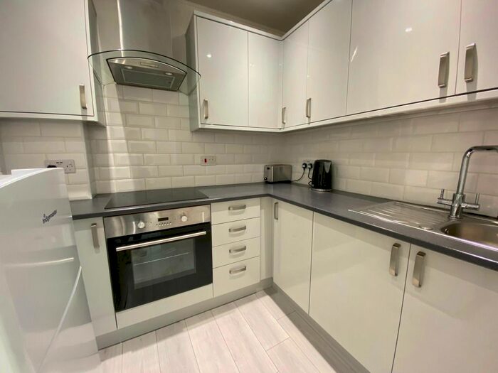 2 Bedroom Flat To Rent In Edina Street, Leith, Edinburgh, EH7