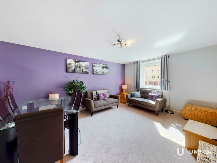 2 Bedroom Flat To Rent In Slateford Gait, Slateford, Edinburgh, EH11