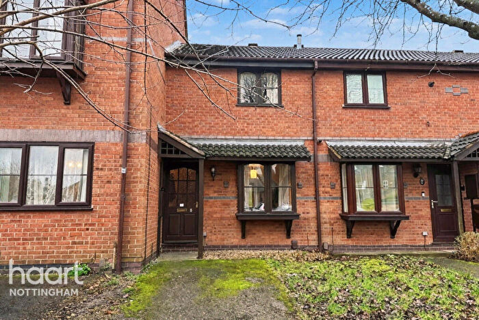 2 Bedroom Town House For Sale In Avon Gardens, Nottingham, NG2
