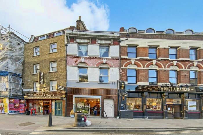 3 Bedroom Flat To Rent In Bethnal Green Road, Shoreditch, E2