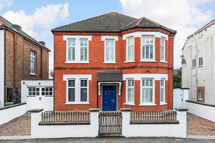 5 Bedroom Detached House For Sale In Cambridge Road, Bromley, BR1