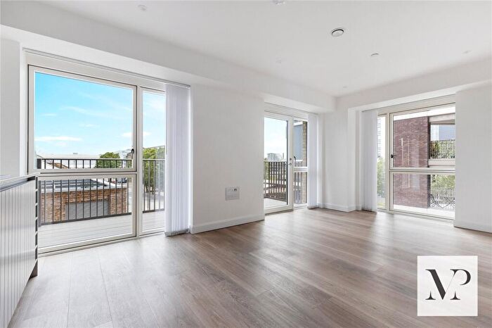 2 Bedroom Apartment To Rent In Galleria House, Royal Eden Docks, London, E16