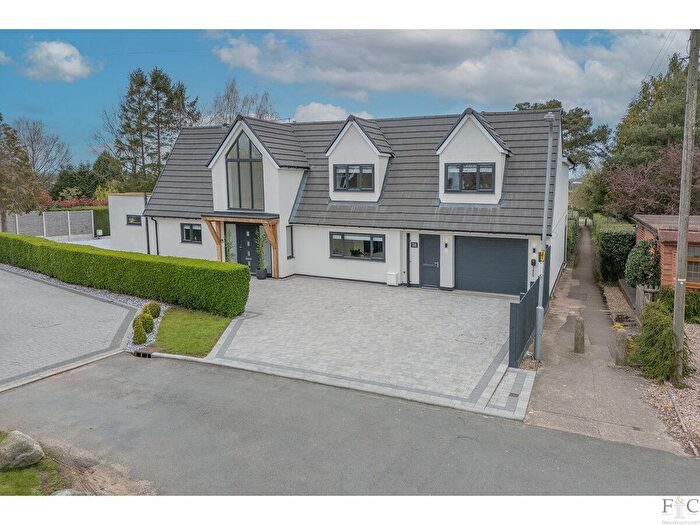 6 Bedroom Detached House For Sale In Elm Tree Road, Cosby, LE9