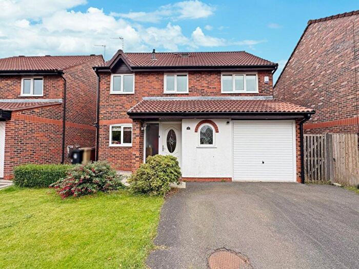 5 Bedroom Detached House For Sale In Washburn Close, Westhoughton, BL5