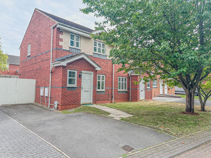 3 Bedroom Semi-Detached House To Rent In Cartmell Court, Leeds., LS15