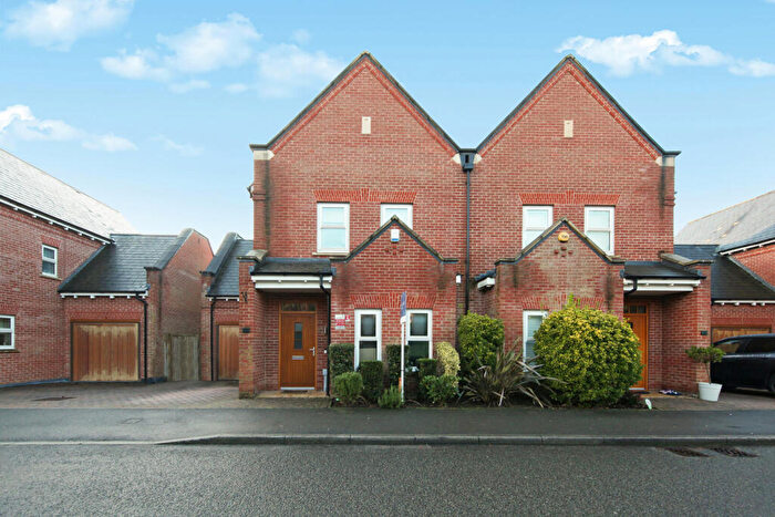 4 Bedroom House For Sale In Charles Sevright Way, Millbrook Park, NW7