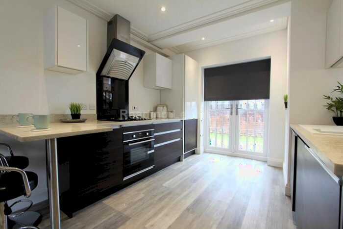 1 Bedroom Apartment To Rent In Oxford Road, Reading, RG1