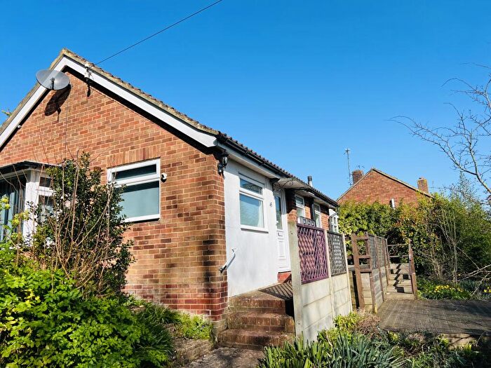 2 Bedroom Bungalow To Rent In Westfield Road, Eastbourne, BN21