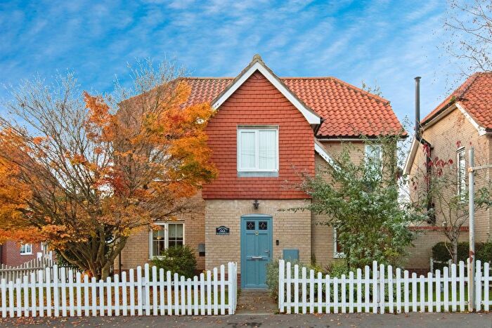4 Bedroom Detached House For Sale In Hepworth Road, Stanton, Bury St. Edmunds, IP31