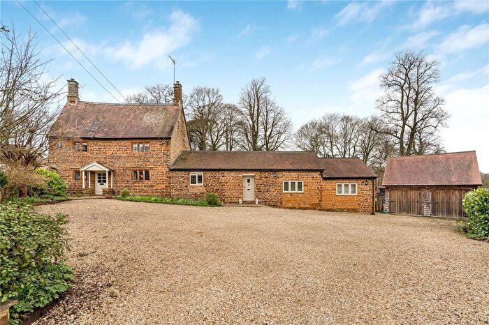 4 Bedroom Detached House For Sale In Kiln Lane, Litchborough, Towcester, Northamptonshire, NN12