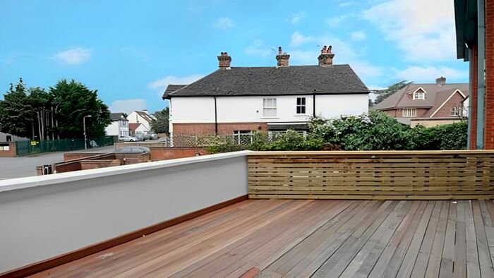 1 Bedroom Flat To Rent In Baring Road, Beaconsfield, HP9