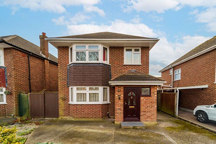 3 Bedroom Detached House To Rent In Cumberland Road, Ashford, TW15