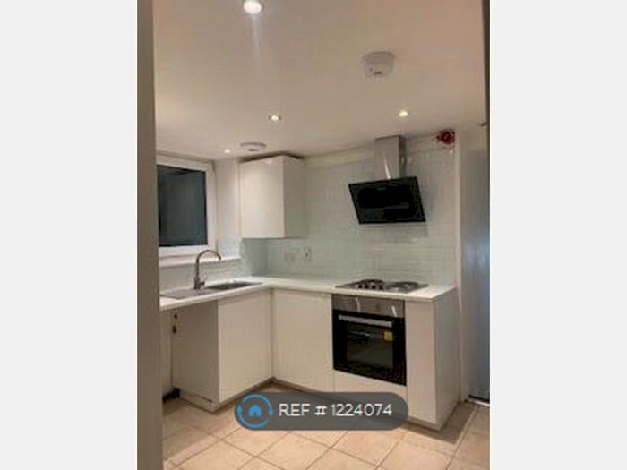 1 Bedroom Flat To Rent In Kirkgate, Silsden, Keighley BD20