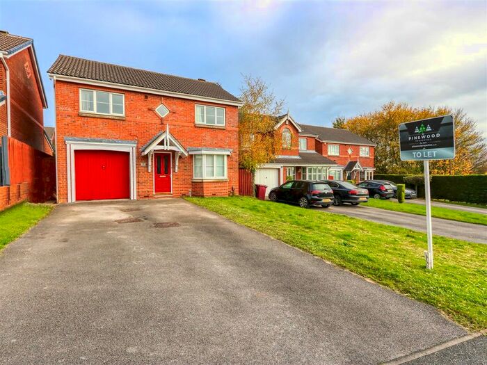 4 Bedroom Detached House To Rent In Chestnut Drive, South Normanton, Alfreton, DE55