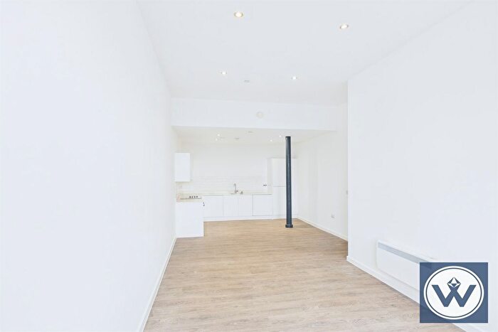 2 Bedroom Flat To Rent In Spinning Mill At Victoria Mill, M40