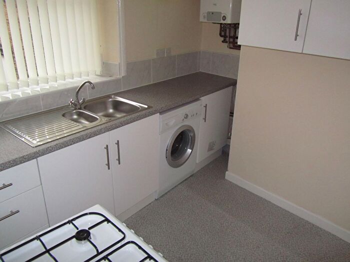 2 Bedroom Flat To Rent In New Road, Hebden Bridge, HX7