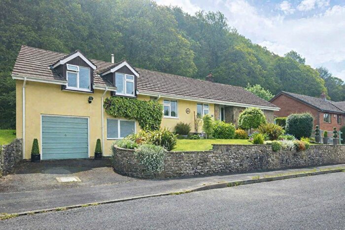 3 Bedroom Detached Bungalow For Sale In Under Ffrydd Wood, Knighton, LD7