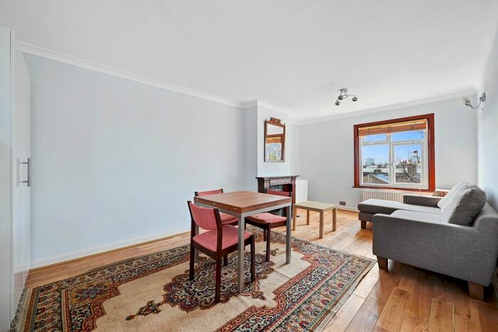 1 Bedroom Flat To Rent In Hammersmith Grove, London, W6