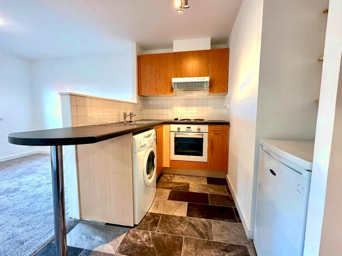 Studio To Rent In Blackfriars Road, City Centre, Glasgow, G1