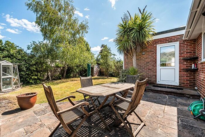 4 Bedroom Detached Bungalow For Sale In Celandine Avenue, Waterlooville, PO8