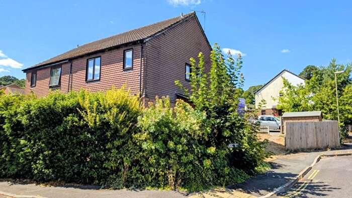 2 Bedroom Town House For Sale In Roxburghe Close, Whitehill, Hampshire, GU35