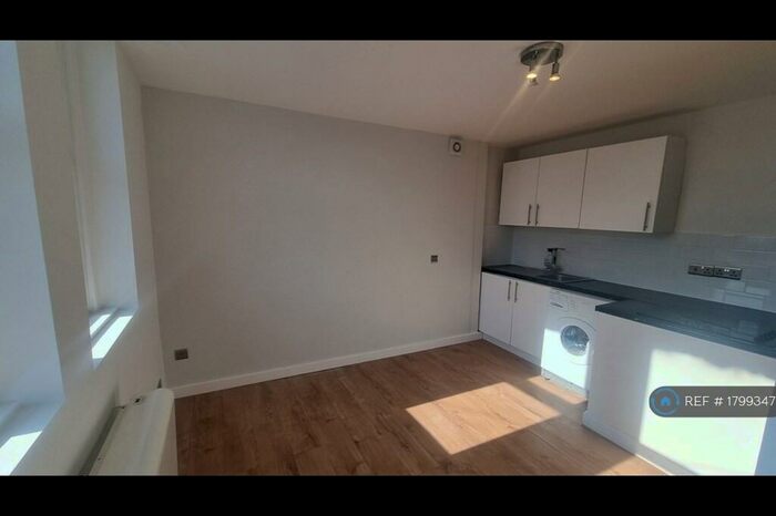 1 Bedroom Flat To Rent In Milbanke Street, Doncaster, DN1