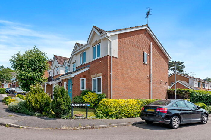 3 Bedroom Detached House For Sale In Bramshill Avenue, Kettering, NN16