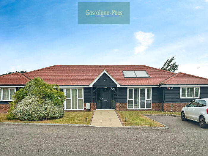 3 Bedroom Semi-Detached Bungalow To Rent In The Green, Dunsfold, GU8