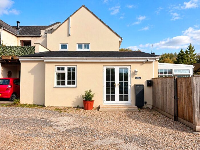 1 Bedroom Bungalow For Sale In Mill Lane, Hawkeridge, BA13