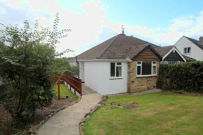 2 Bedroom Detached House To Rent In The Close, East Keswick, Leeds, West Yorkshire, Uk, LS17