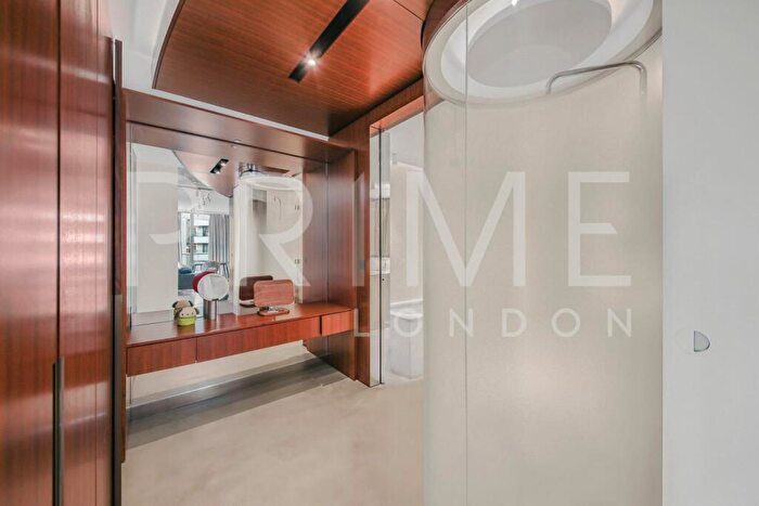 2 Bedroom Apartment For Sale In One Park Drive, Canary Wharf, London, E14