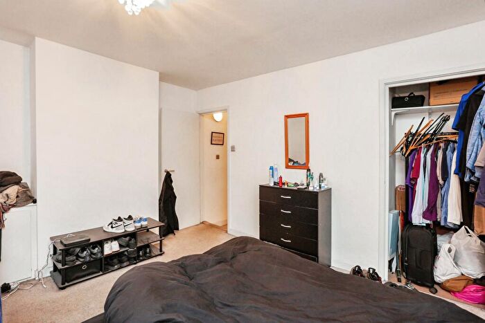 1 Bedroom Flat For Sale In Hughenden Drive, Leicester, Leicestershire, LE2