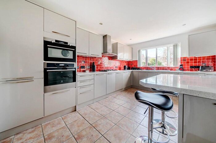 4 Bedroom Detached House For Sale In Old Rydon Ley, Exeter, EX2