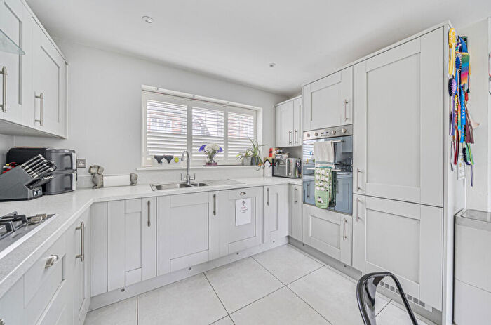 3 Bedroom Detached House For Sale In Tower Gardens, Mortimer Common, Reading, Berkshire, RG7