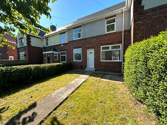 2 Bedroom House To Rent In Primrose Gardens, Ouston, DH2