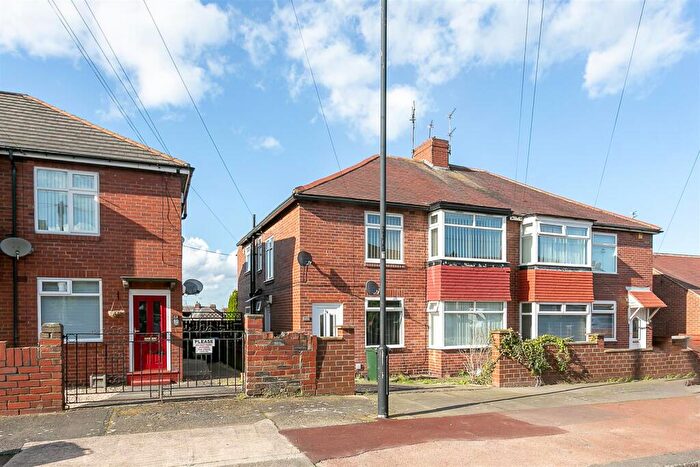 2 Bedroom Flat To Rent In Overfield Road, Newcastle Upon Tyne, NE3