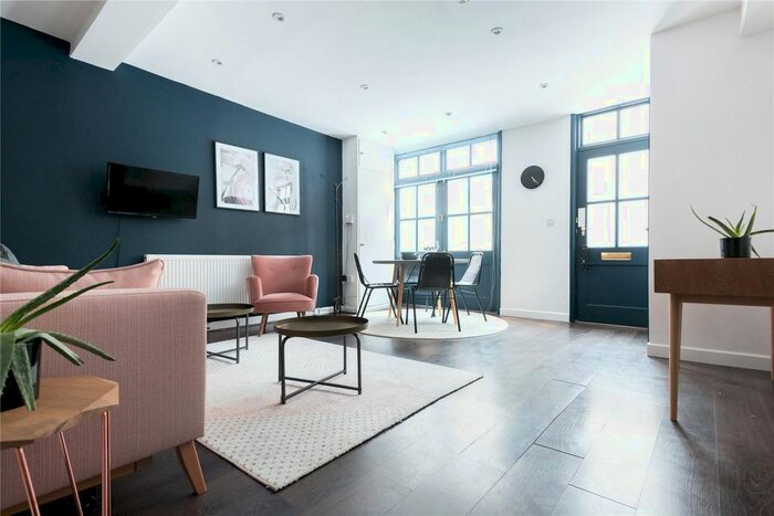 1 Bedroom Flat To Rent In Junction Mews, Paddington, London W2
