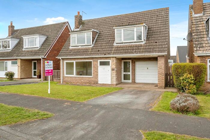 3 Bedroom Detached House For Sale In Richdale Avenue, Kirton Lindsey, Gainsborough, DN21