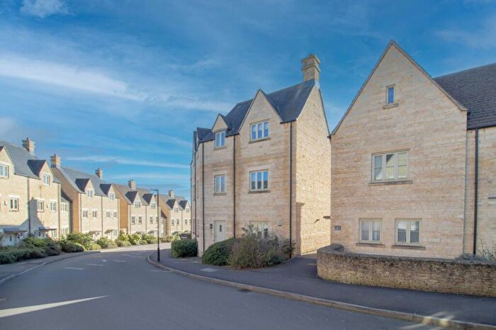 2 Bedroom Apartment To Rent In Cross Close, Cirencester, Gloucestershire, GL7