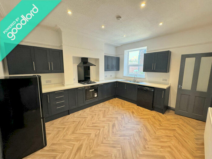 3 Bedroom Terraced House To Rent In Upper Hibbert Lane, Stockport, SK6