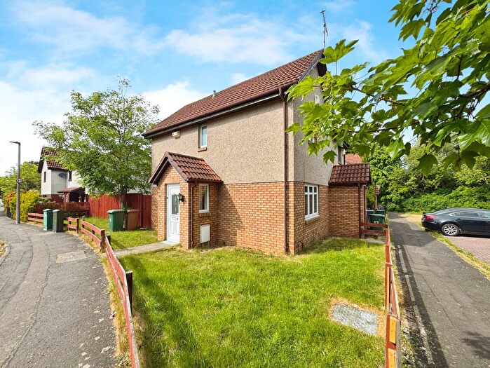 3 Bedroom Semi-Detached House To Rent In Upper Craigour, Edinburgh, EH17