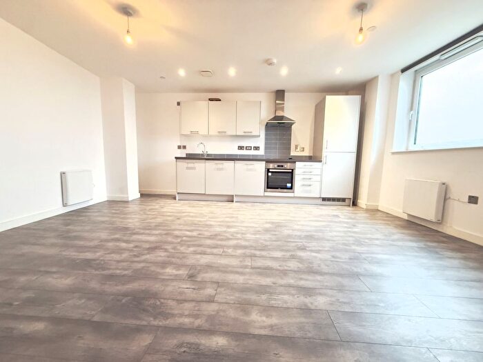 1 Bedroom Flat To Rent In Coventry Road, Birmingham, B25