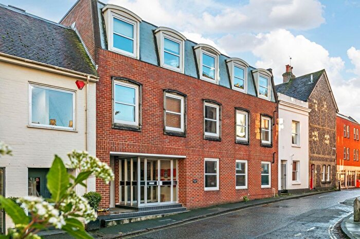 1 Bedroom Flat To Rent In Westgate House, Trafalgar Street, Winchester, SO23