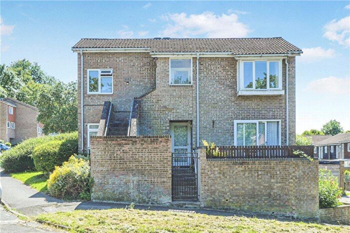 2 Bedroom Flat For Sale In Sorrel Bank, Linton Glade, Croydon, CR0