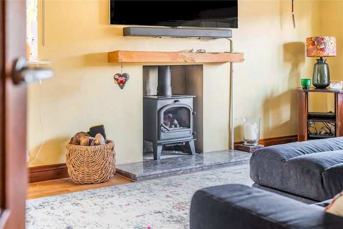 4 Bedroom Detached House For Sale In Main Street, Ledston, Castleford, West Yorkshire, WF10