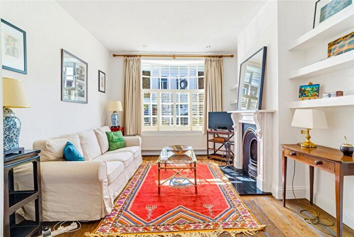 3 Bedroom Terraced House To Rent In Eleanor Grove, London, SW13