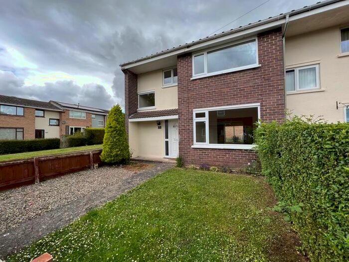 3 Bedroom Terraced House To Rent In Adelaide Road, Blacon, Chester, CH1