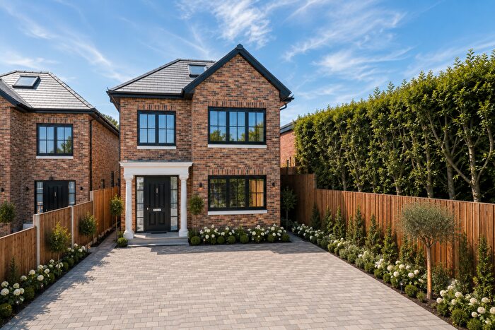 5 Bedroom House For Sale In Hill Rise, Cuffley, EN6