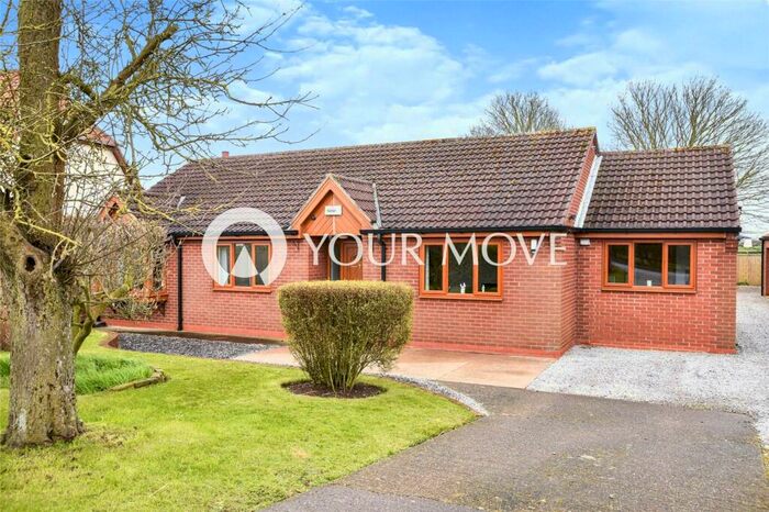 3 Bedroom Bungalow For Sale In Whitgift, Goole, East Yorkshire, DN14